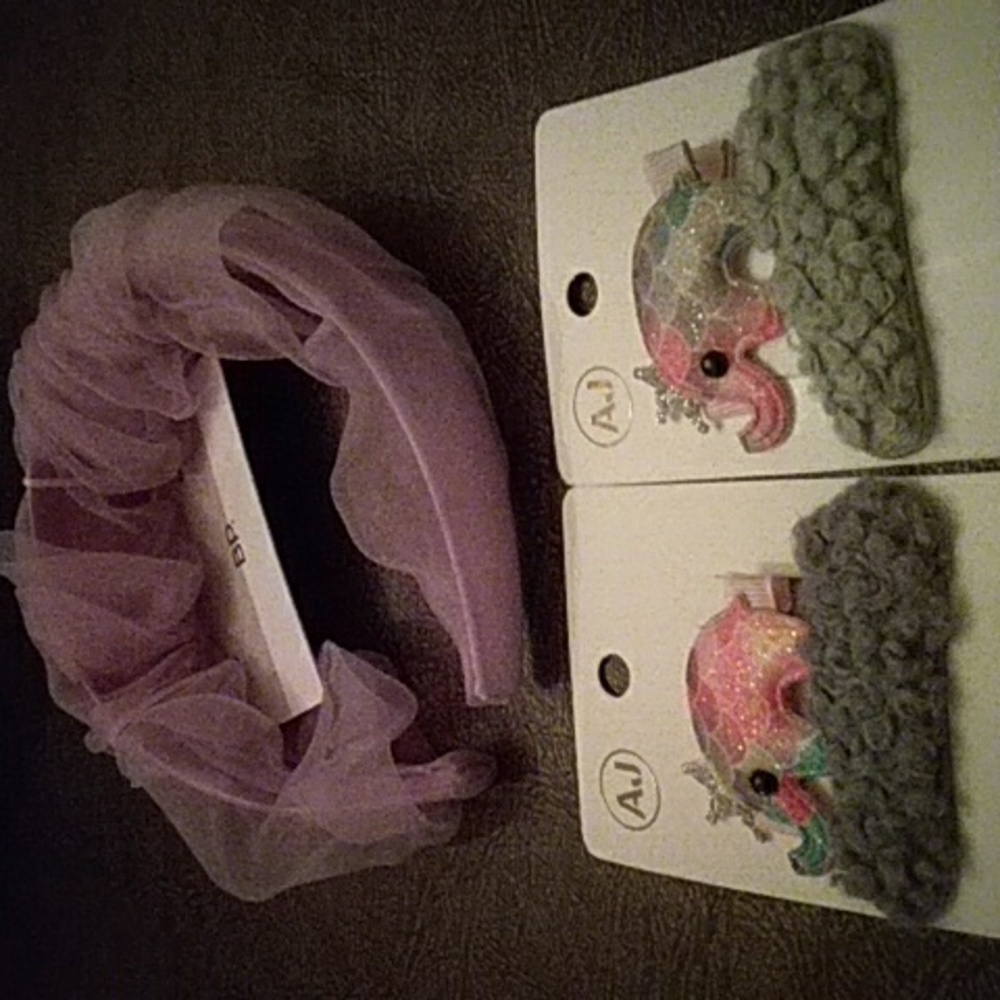 Hair Accessories Bundle - Picture 2 of 9